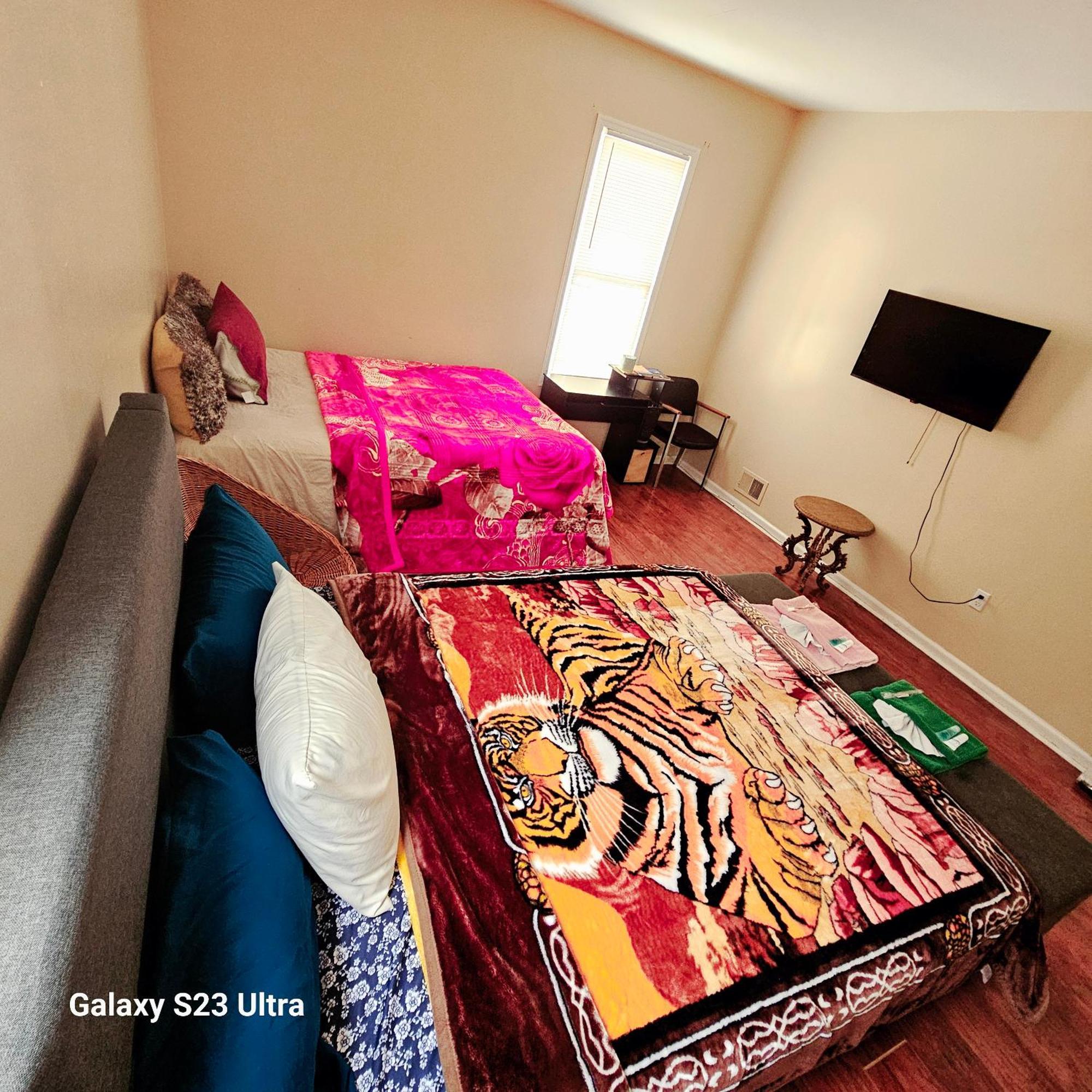 Divine Villa & Resorts Guest House - 283 Lehigh Ave Newark Dış mekan fotoğraf