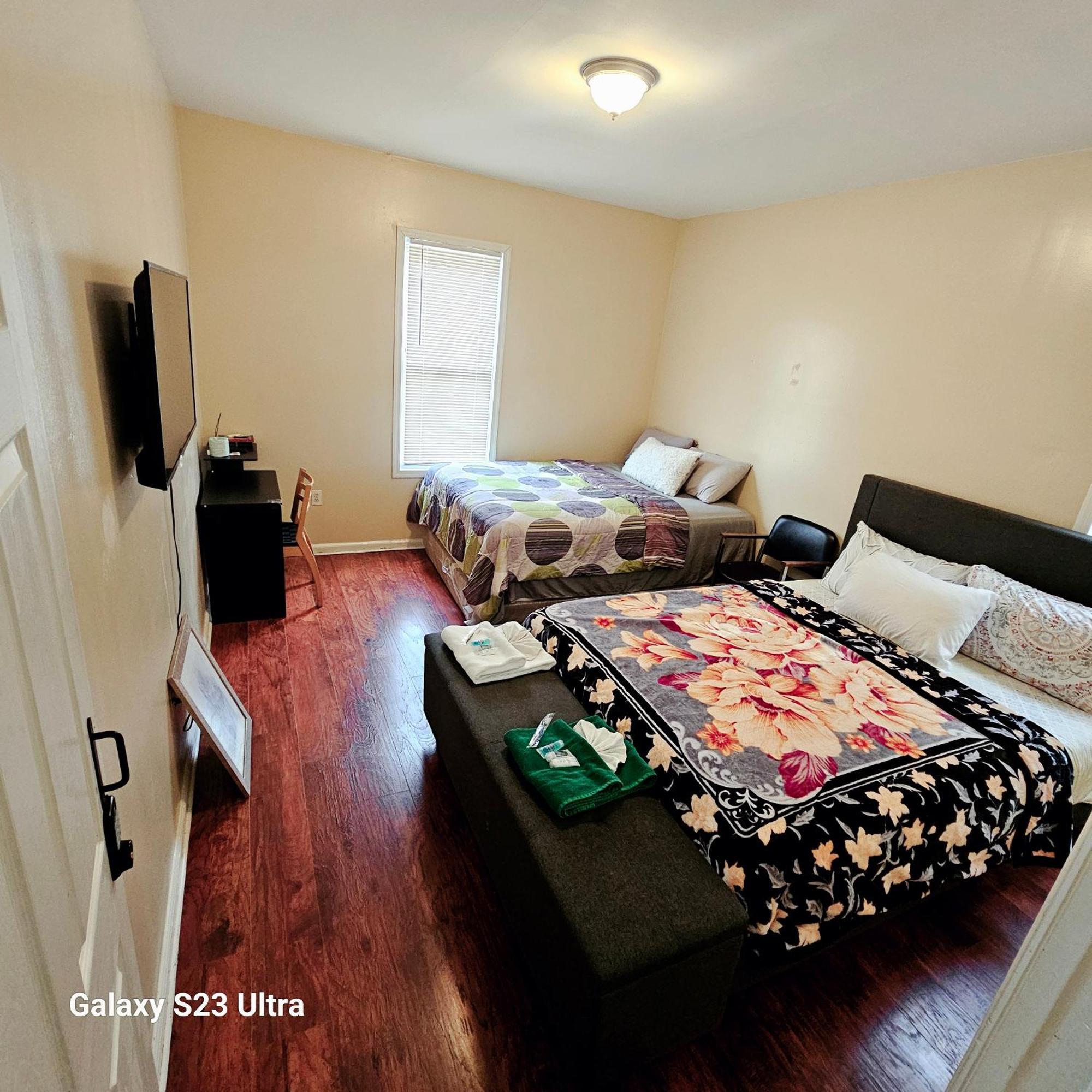 Divine Villa & Resorts Guest House - 283 Lehigh Ave Newark Oda fotoğraf