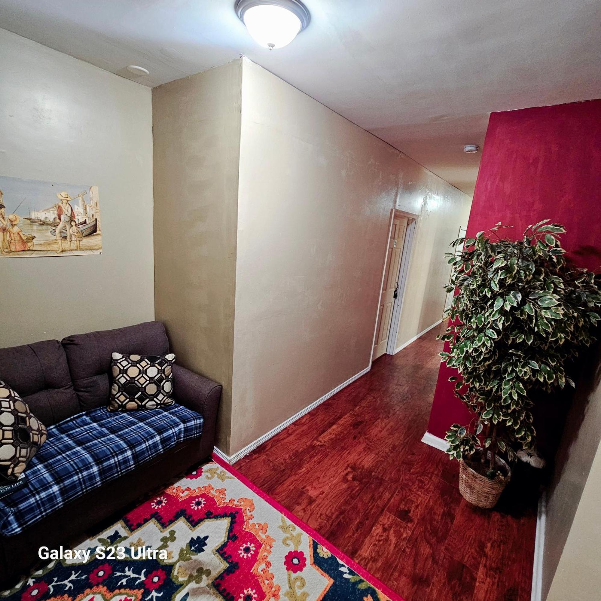 Divine Villa & Resorts Guest House - 283 Lehigh Ave Newark Dış mekan fotoğraf